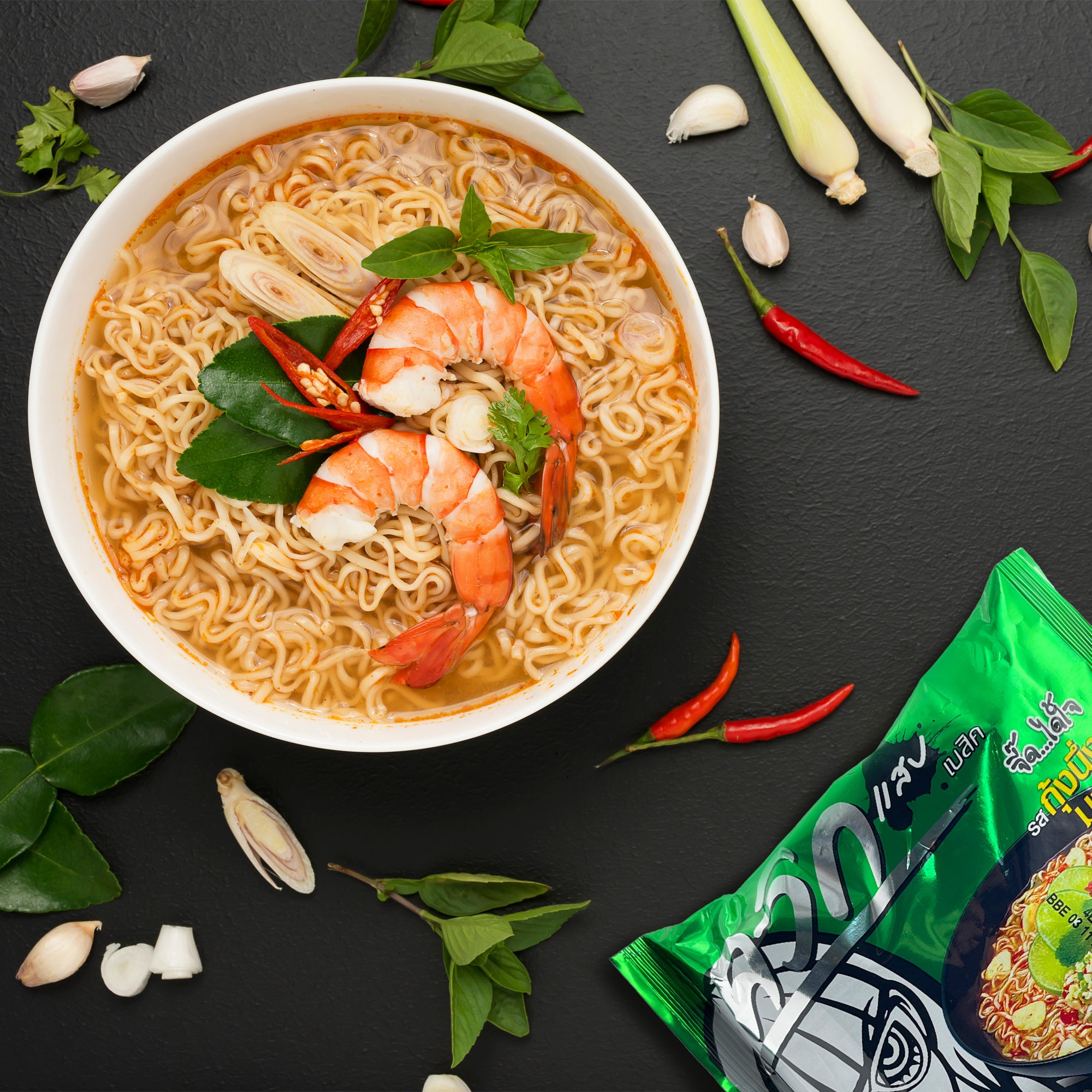 Wai Wai Hot & Spicy Shrimp Noodle (55g)