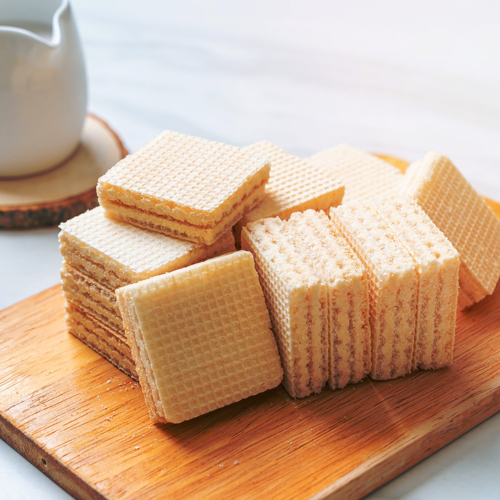 Biskitop Vanilla Milk Wafer Cubes